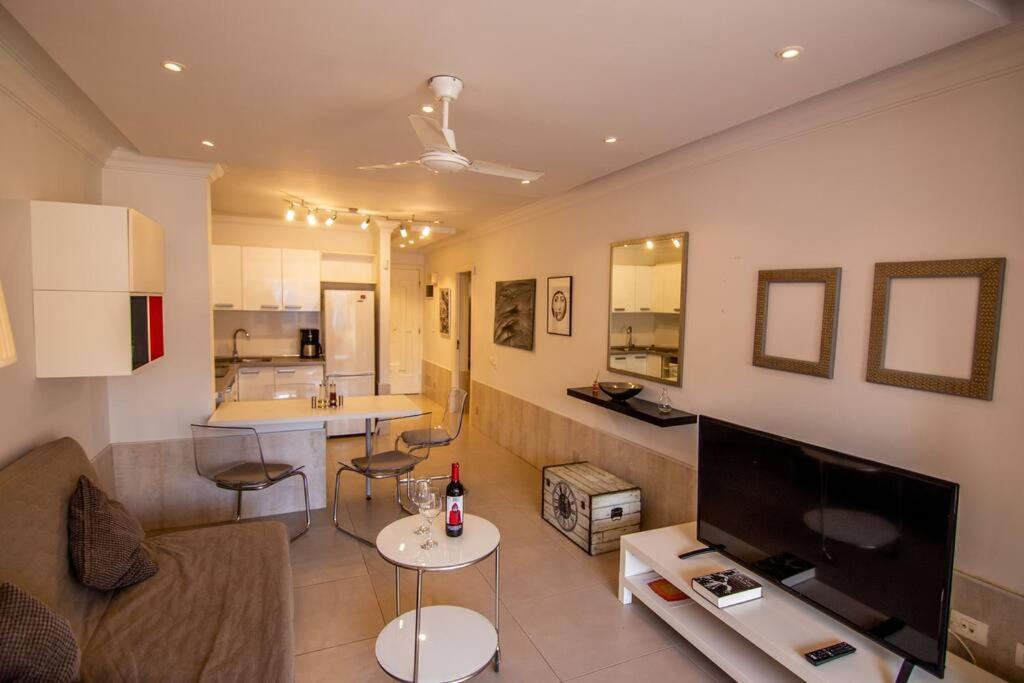 Donna Ida Apartment Costa Del Silencio Bagian luar foto